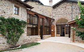 Logis Hôtel et Spa le Savigny